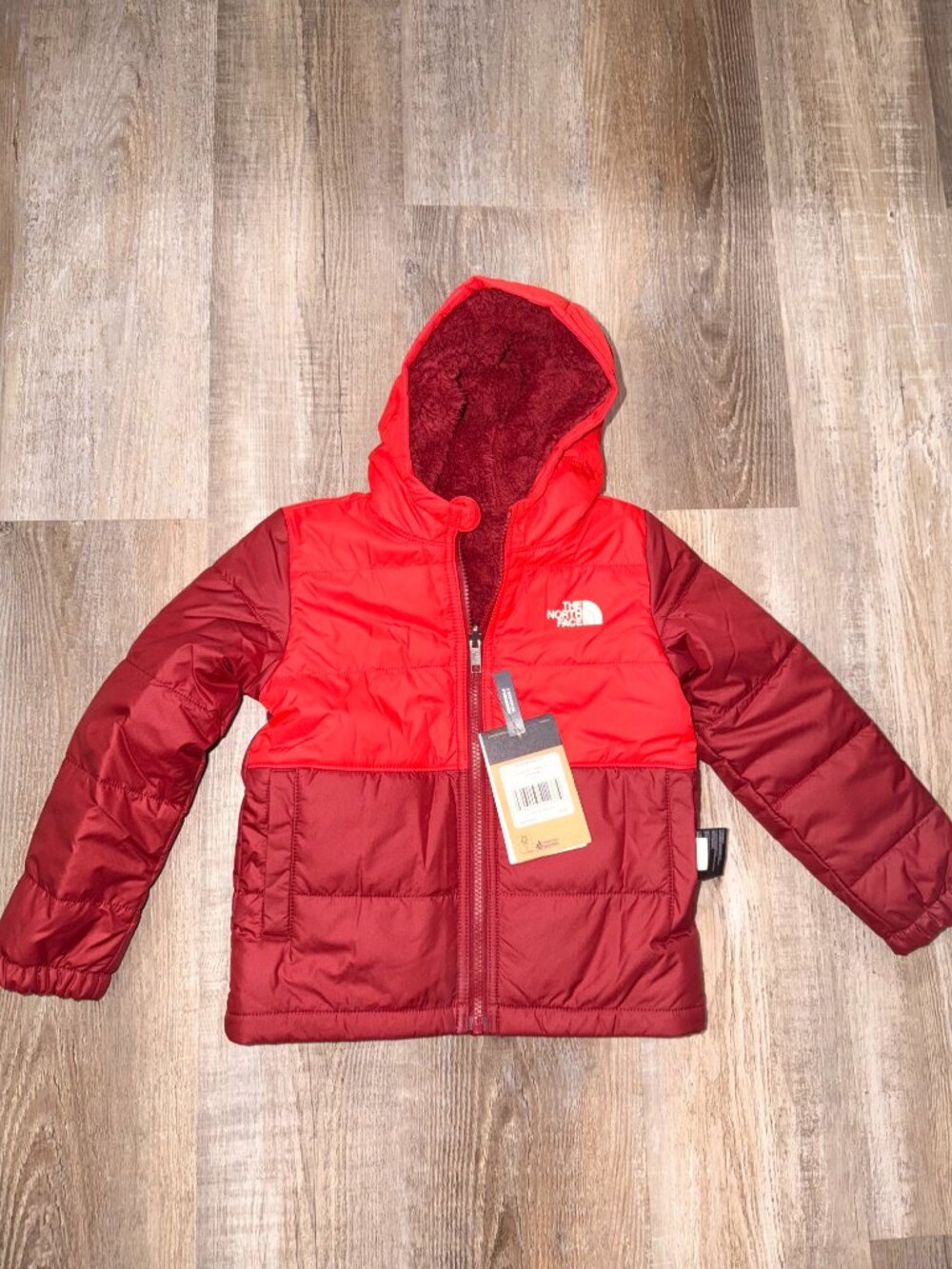 The North Face Mount Chimbo Jacket Kids 5 Cordovan NWT $89 MSRP